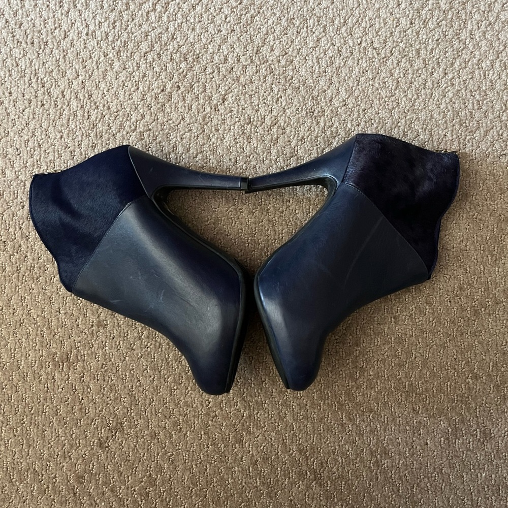 Me Too Booties - Picture 7 of 8